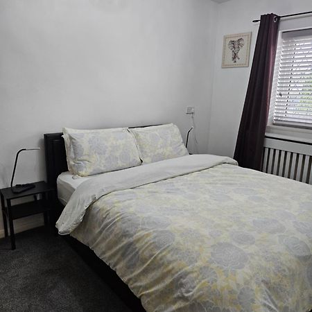 Entire Rental, Easy Reach To Etihad Stadium Manchester Esterno foto